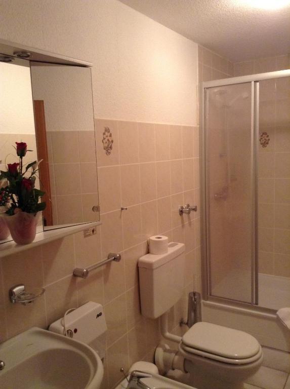 Hotel Zum Stresemann Gottingen Phòng bức ảnh