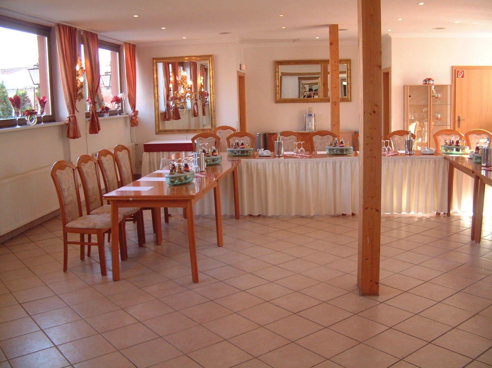 Hotel Zum Stresemann Gottingen Ngoại thất bức ảnh